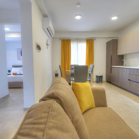 Brand New And Tastefully Furnished 2 Bedroom Apartment Ddif1-2 Gzira Eksteriør billede