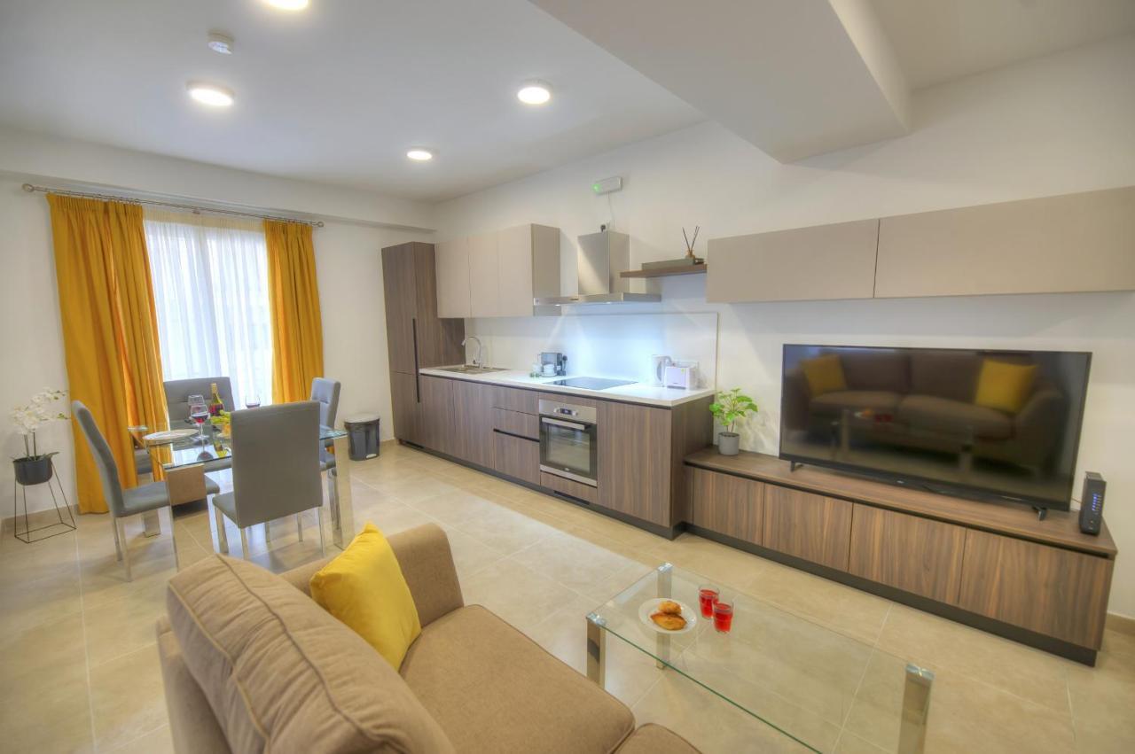 Brand New And Tastefully Furnished 2 Bedroom Apartment Ddif1-2 Gzira Eksteriør billede