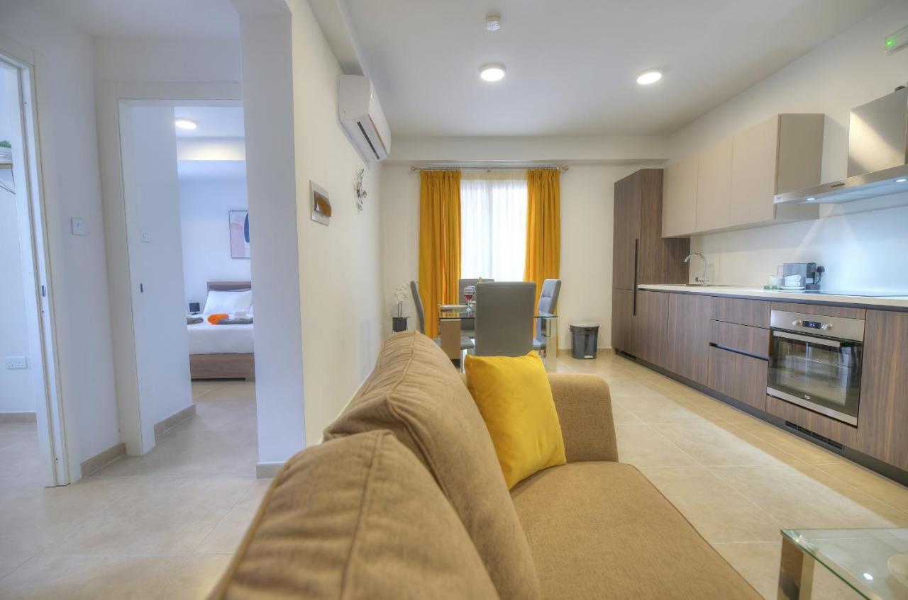 Brand New And Tastefully Furnished 2 Bedroom Apartment Ddif1-2 Gzira Eksteriør billede