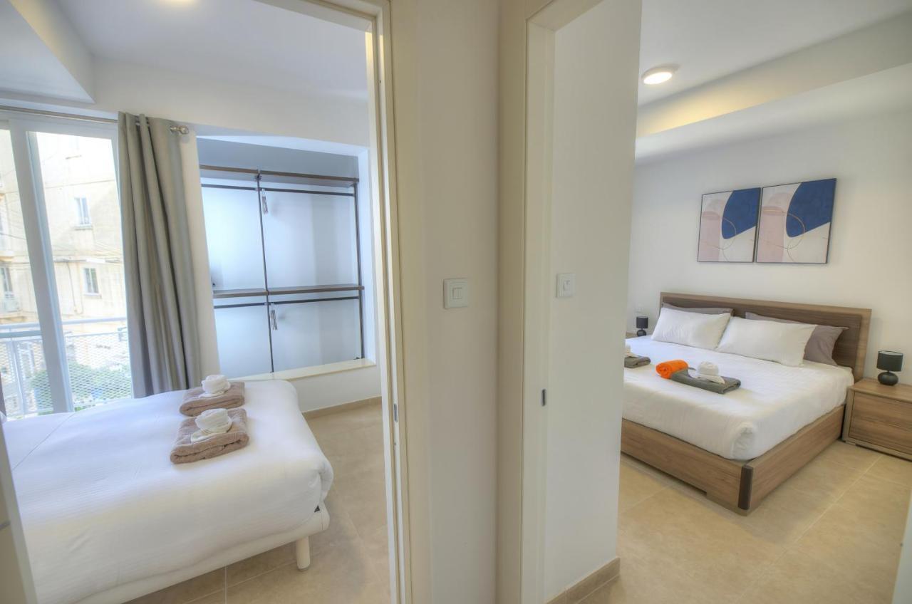 Brand New And Tastefully Furnished 2 Bedroom Apartment Ddif1-2 Gzira Eksteriør billede